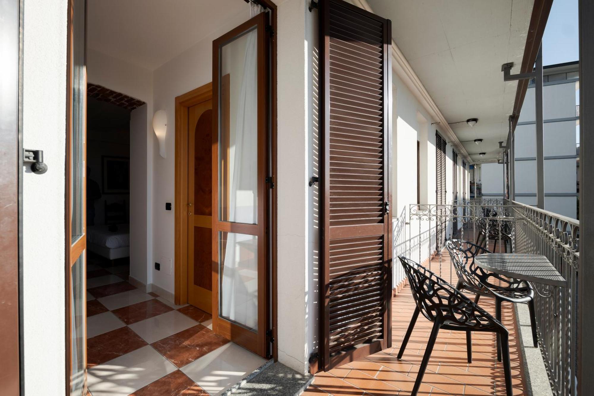 Hotel Ungheria Varese 1946 المظهر الخارجي الصورة